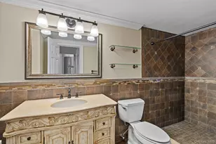 392 Philadelphia Ave, Massapequa Park, NY 11762 - Photo 22