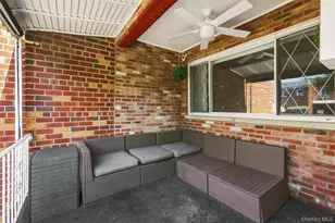 1018 Throggmorton Ave, Bronx, NY 10465 - Photo 4