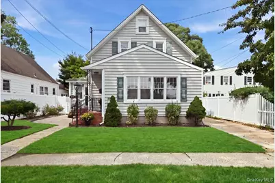 1090 Webber Avenue, West Hempstead, NY 11550 - Photo 2