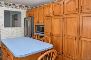 126 Dahlia Dr, Mastic Beach, NY 11951 - Photo 6