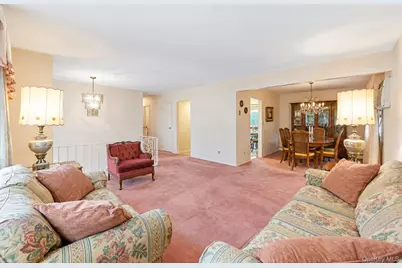36 Deer Park Boulevard, Deer Park, NY 11729 - Photo 14