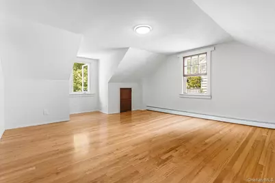 141 Homewood Avenue, Yonkers, NY 10701 - Photo 24