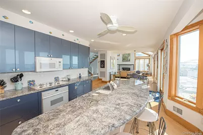 78 Hawser Drive, Babylon, NY 11702 - Photo 4