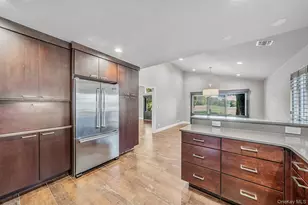 6 Hamlet Dr, Commack, NY 11725 - Photo 10