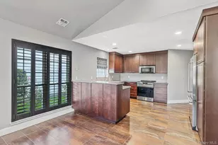 6 Hamlet Dr, Commack, NY 11725 - Photo 8