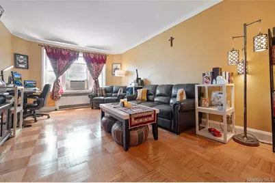 84-49 168th Street #2U, Jamaica, NY 11432 - Photo 4