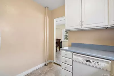 235 Garth Road #C4E, Scarsdale, NY 10583 - Photo 16