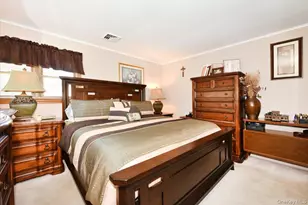 283 W Gates Ave, Lindenhurst, NY 11757 - Photo 24