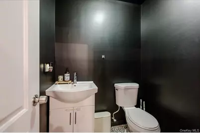 1321 Balcom Avenue #1, Bronx, NY 10461 - Photo 8