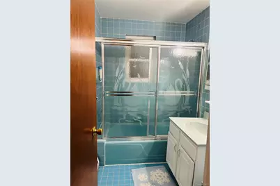 1038 Neill Avenue, Bronx, NY 10461 - Photo 8