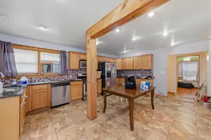 4 Garrett Pl, Poughkeepsie, NY 12603 - Photo 6