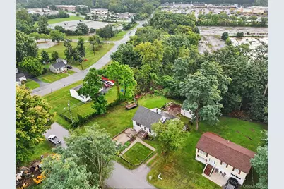 4 Garrett Place, Poughkeepsie, NY 12603 - Photo 32