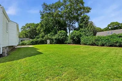 79 39th Street, Islip, NY 11751 - Photo 26