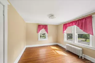 132 Washington Ave, Patchogue, NY 11772 - Photo 22