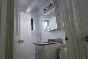 86-70 Francis Lewis, Holliswood, NY 11427 - Photo 6