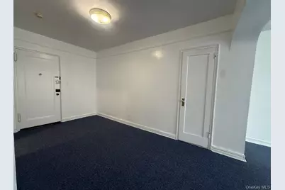 92 11 35 Avenue, Jackson Heights, NY 11372 - Photo 2
