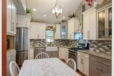 25 Tamarack Road, Rocky Point, NY 11778 - Photo 10