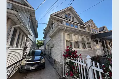 111-32 118th, Ozone Park, NY 11420 - Photo 2