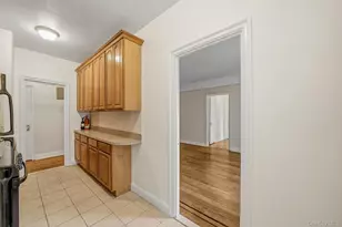 43 Calton Rd, New Rochelle, NY 10804 - Photo 12