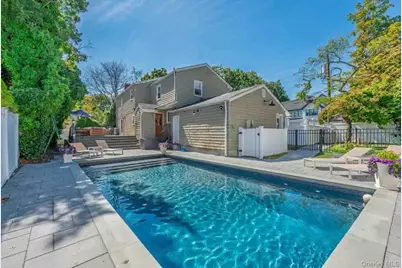 2 Ike Place, Woodmere, NY 11598 - Photo 6