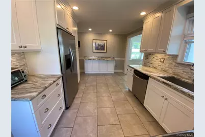 17 Harriman Avenue, Sloatsburg, NY 10974 - Photo 6