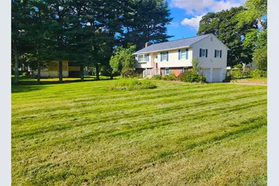 102 Meadow Lane, Poughkeepsie, NY 12603 - Photo 18
