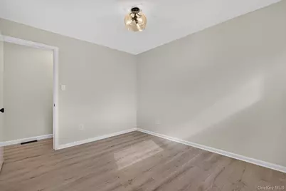 5 Johnson Lane, Port Jervis, NY 12780 - Photo 10