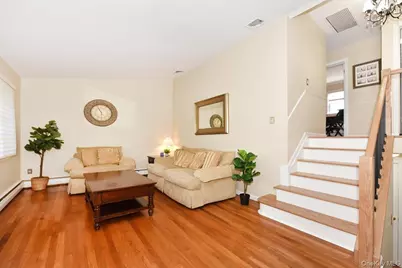 216 Linden Street, Massapequa Park, NY 11762 - Photo 6
