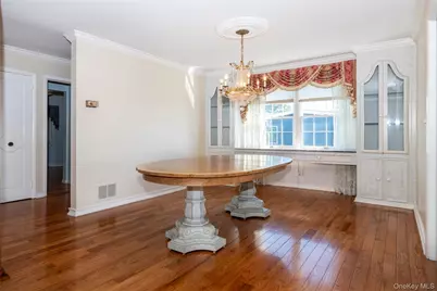 73 Kensington Oval, New Rochelle, NY 10805 - Photo 16