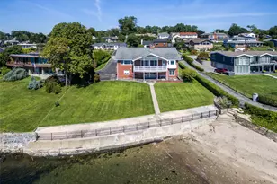 73 Kensington Oval, New Rochelle, NY 10805 - Photo 2