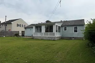 15 Caywood Pl, Hyde Park, NY 12538 - Photo 6