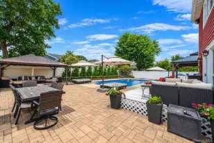 16 Bragg Dr, Lake Grove, NY 11755 - Photo 4