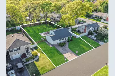 39 Superior Street, Port Jefferson Station, NY 11776 - Photo 2