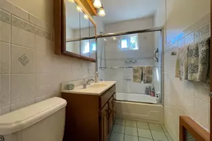 361 S Clinton Ave, Lindenhurst, NY 11757 - Photo 24