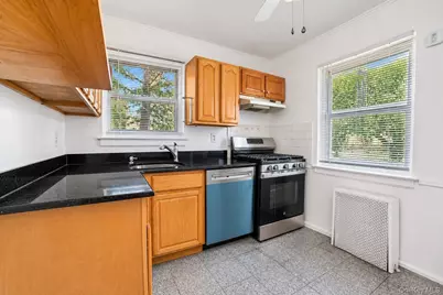 260-13 74th Avenue #1 G, Glen Oaks, NY 11004 - Photo 4