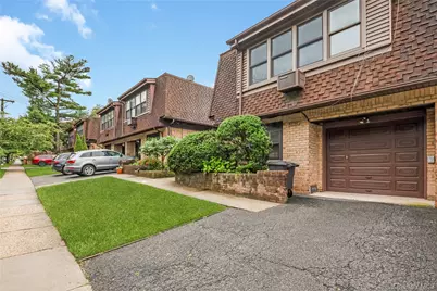 61-26 233 Street, Oakland Gardens, NY 11364 - Photo 28