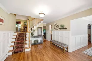 17 White Cliff Ln, Nesconset, NY 11767 - Photo 6