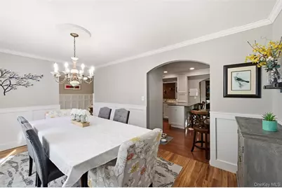 17 White Cliff Lane, Nesconset, NY 11767 - Photo 10