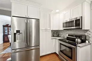 17 White Cliff Ln, Nesconset, NY 11767 - Photo 14
