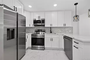 10 Harrison Dr, Shirley, NY 11967 - Photo 12