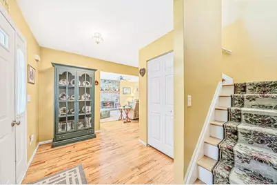 8 Sommerset Drive, Yaphank, NY 11980 - Photo 10