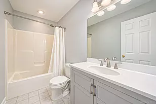 8 Sommerset Dr, Yaphank, NY 11980 - Photo 28