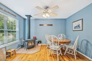 8 Sommerset Dr, Yaphank, NY 11980 - Photo 20
