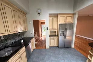 35 Eagle Ln, Farmingdale, NY 11735 - Photo 8
