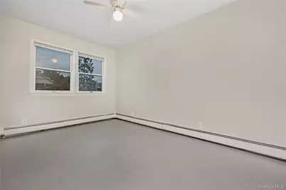 204 Bayside Avenue, Oceanside, NY 11572 - Photo 10