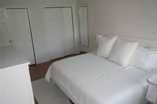 200 Merrick Rd, Amityville, NY 11701 - Photo 30