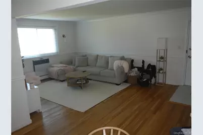 200 Merrick Road #H, Amityville, NY 11701 - Photo 14