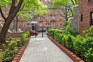 92-05 Whitney Ave, Elmhurst, NY 11373 - Photo 20
