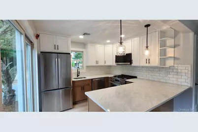 430 Boxwood Drive, Shirley, NY 11967 - Photo 10