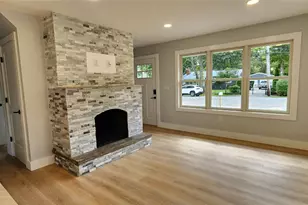 430 Boxwood Dr, Shirley, NY 11967 - Photo 12